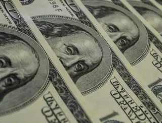 Dólar cai para R$ 5,41 e continua no menor valor em dois meses