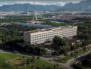 Aos 150 anos, Escola Politécnica da UFRJ vira patrimônio do Rio