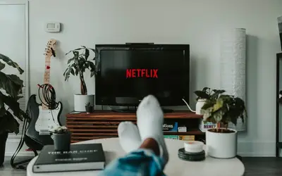 Netflix inicia cobrança por compartilhamento de senhas no Brasil